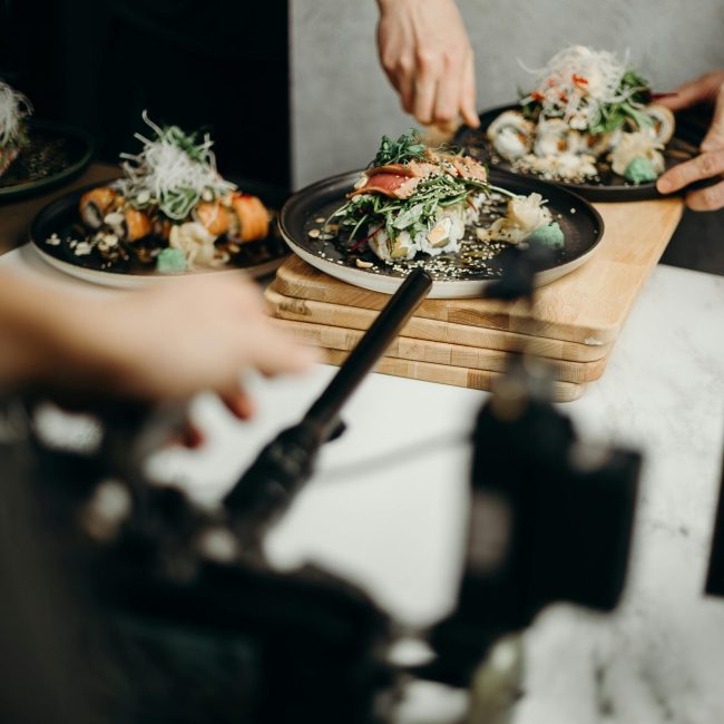 0m pexels-cottonbro-3298182