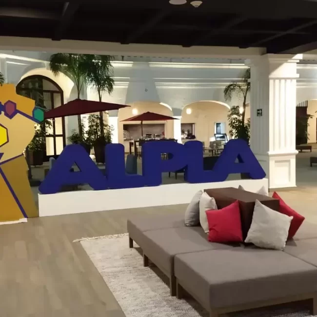 convenciones y congresos (6)