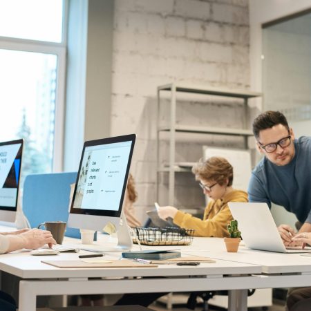 pexels-fauxels-3183159